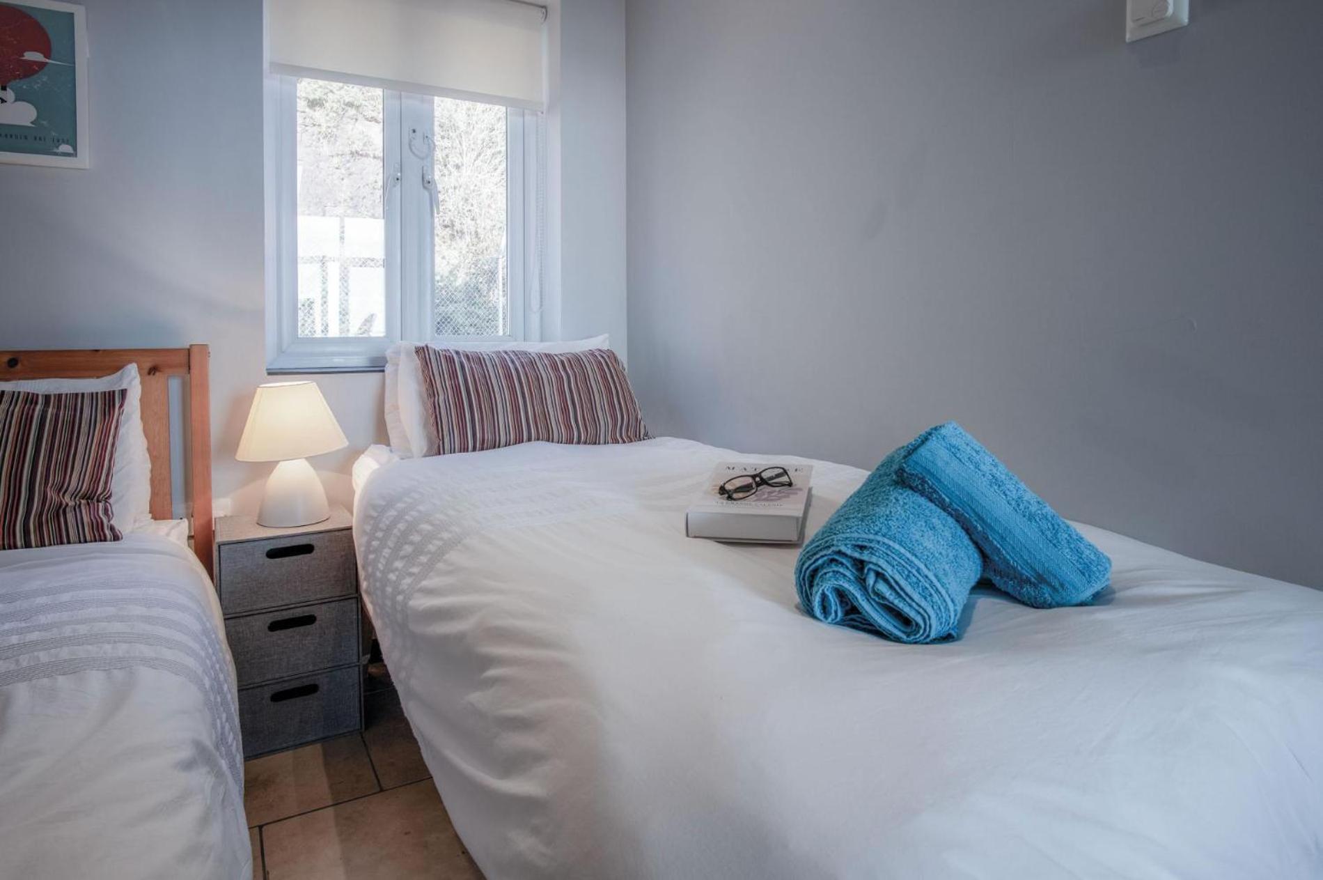 Ewyn Y Don - 2 Bedroom Apartment - Pendine Eksteriør bilde